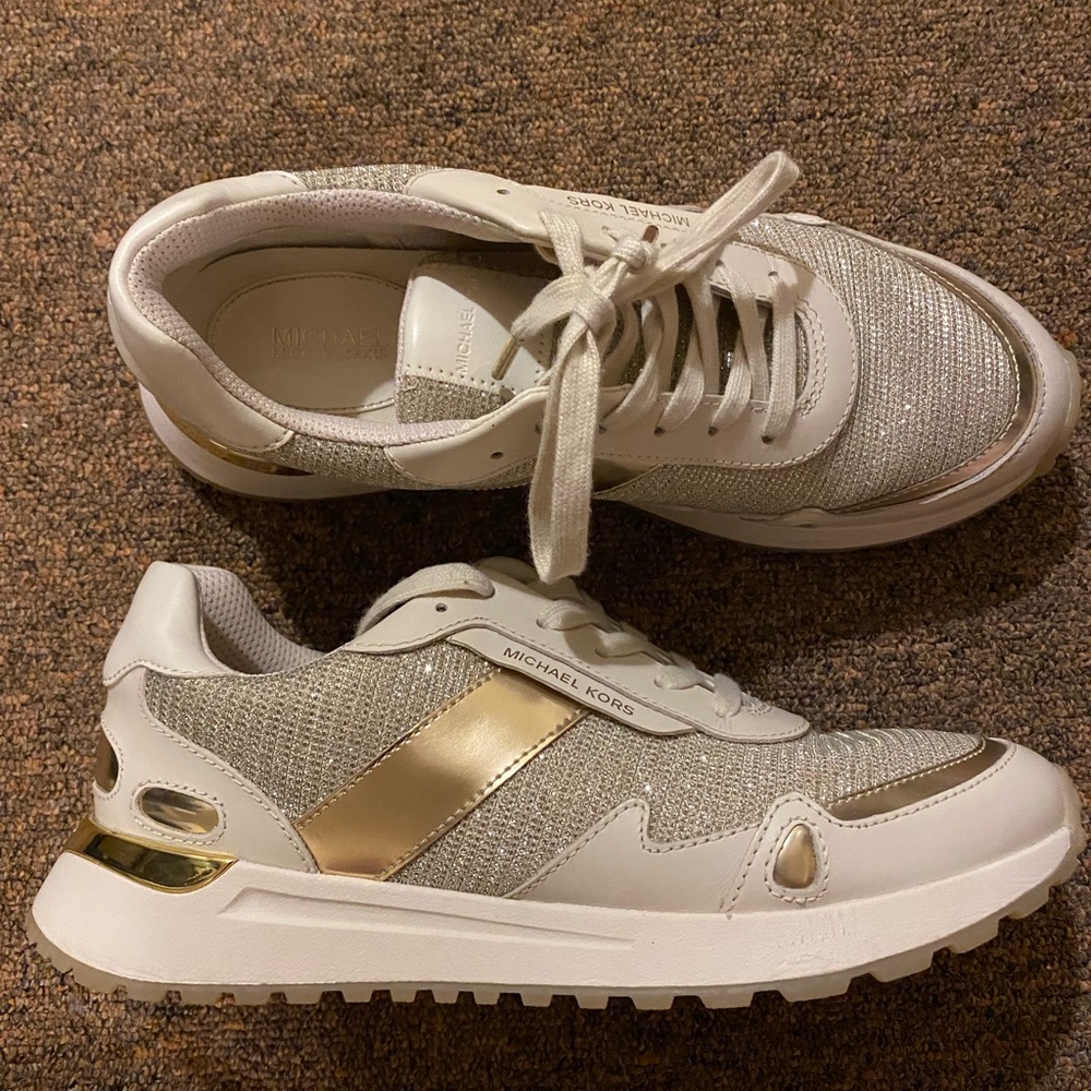 Size 8 womens Michael Kors Sneakers